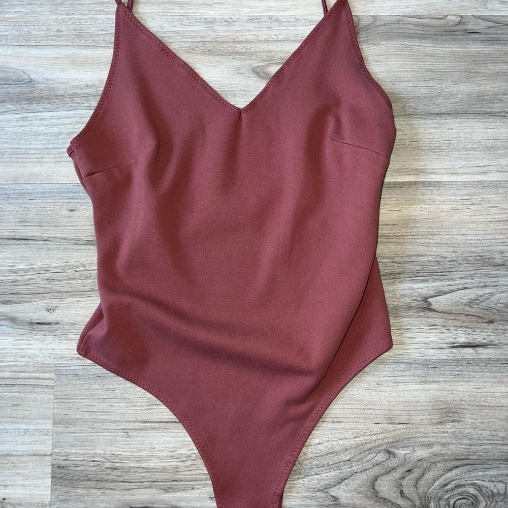 Shinestar Mauve Bodysuit Top V-Neck Spaghetti Straps